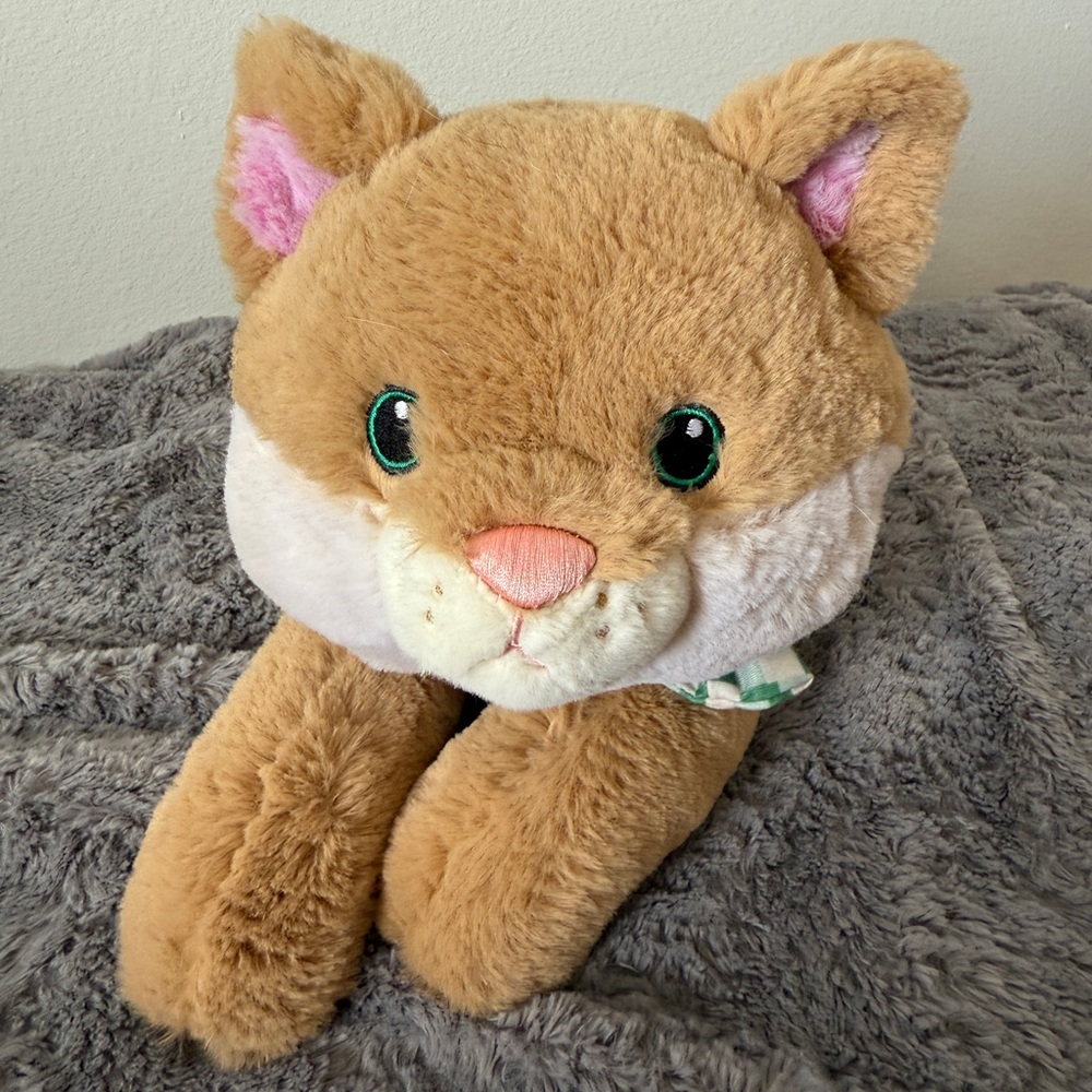 Target cuddle collab Maple the Cat stuffed animal stuffie